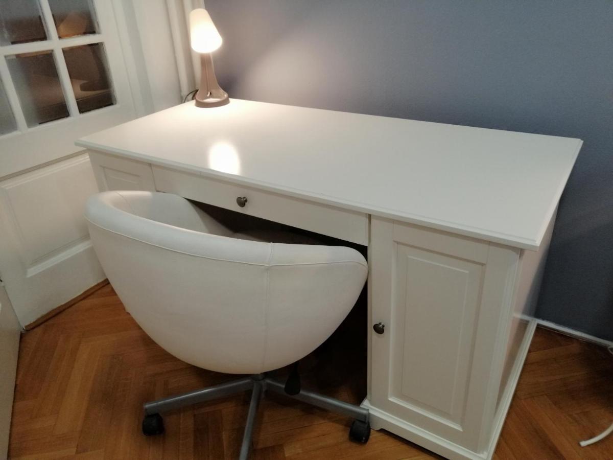 Filinhome Zmaj Jovina Suite Novi Sad Esterno foto