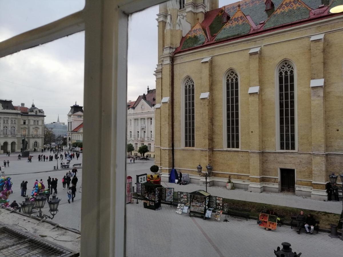 Filinhome Zmaj Jovina Suite Novi Sad Esterno foto